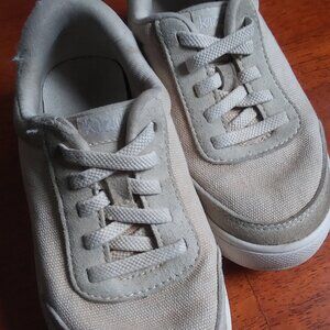 Baby Kizik sz 11M shoes, Hands-Free Slip on/off Play Dates, Recess!!